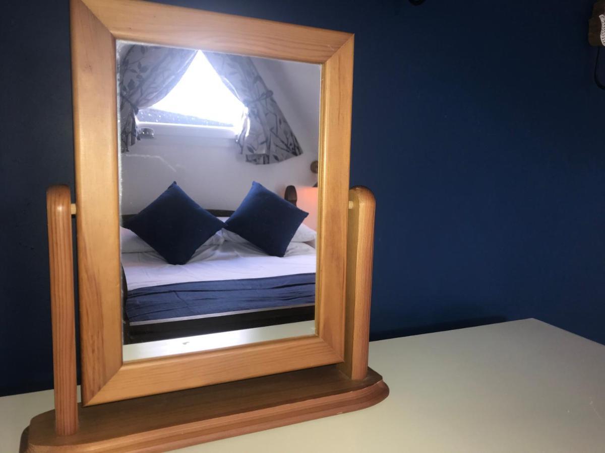 Foxes Sea Side Retreat Deluxe Chalet Is A Lovely Holiday Home Tucked Away On The Kent Coast Kingsdown  Exterior foto